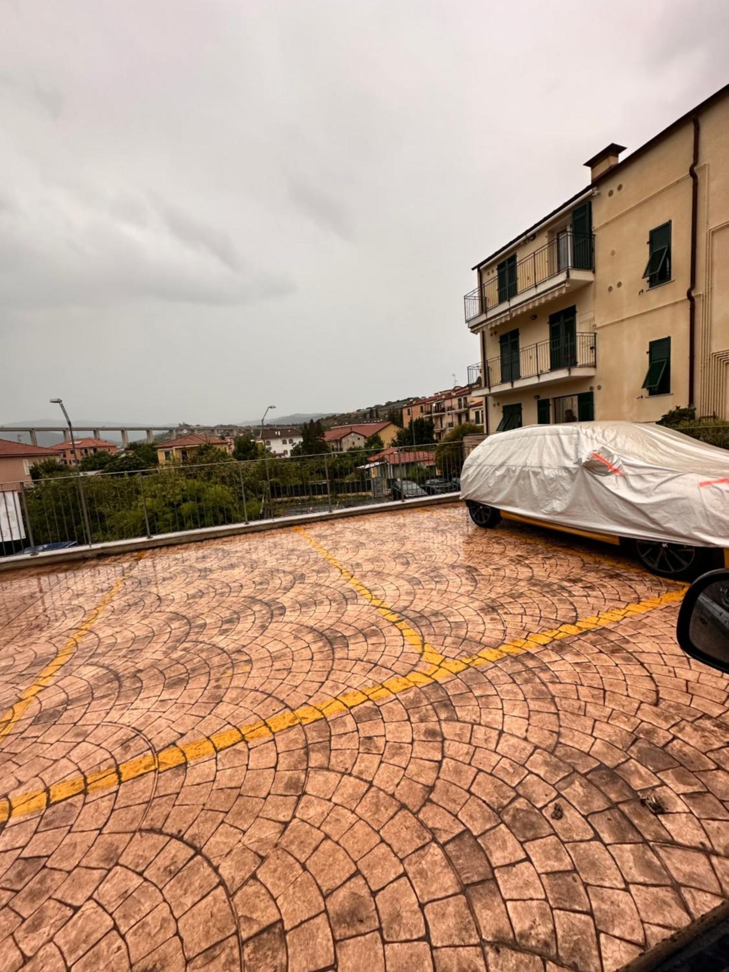 Fronte Mare-Piscina- Pista Ciclabile Apartment Империа Екстериор снимка
